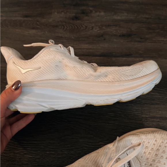 HOKA CLIFTON 9 EUC - Picture 5 of 8